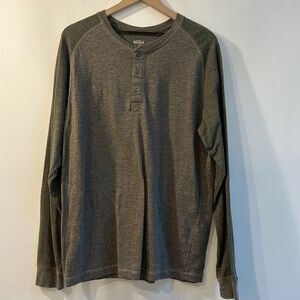 Red head men’s henley shirt large